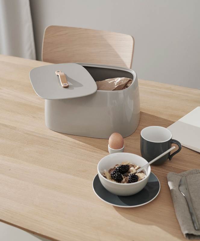 stelton Emma Brotkasten grau Bild 2