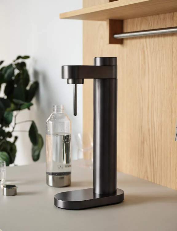stelton Brus Wassersprudler black metallic Bild 4